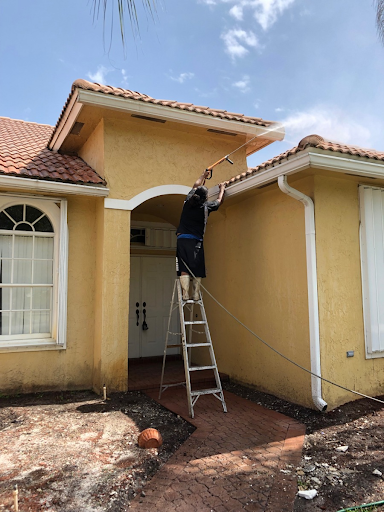 What to Expect When Hiring a Hollywood Painting Company for Your Project
